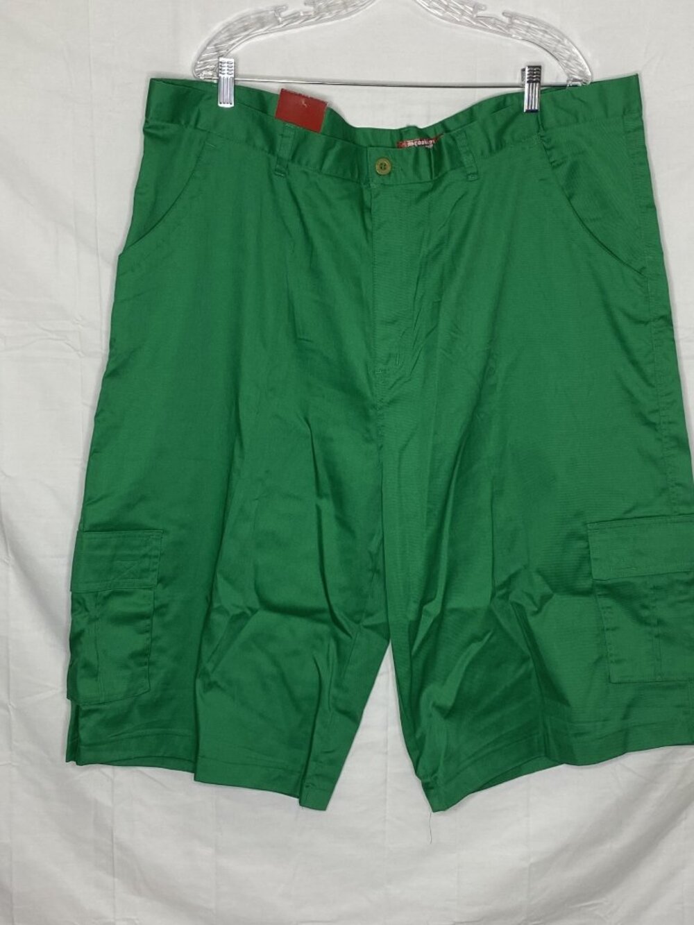 Brooklyn Xpress Green Men's Long Cargo Shorts  NWT $50